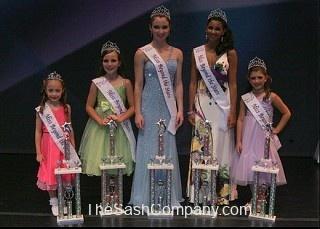 Pageant/8-Miss-Beyond-The-Stars.jpg