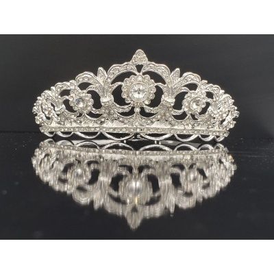 guinevere_pave_crystal_crown_244836481