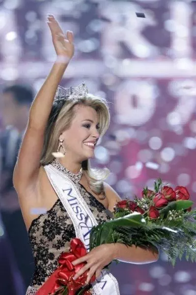 Miss America Lauren Nelson 2007, The first to wear our Sash!