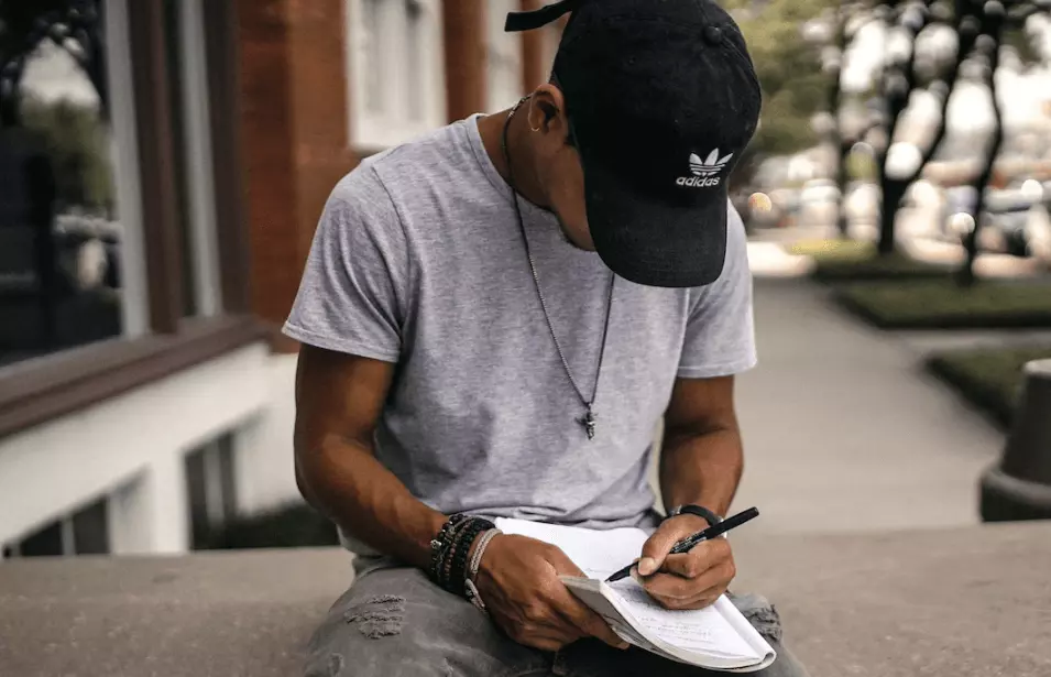 college application essay kid writing